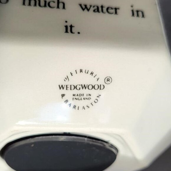 Peter Rabbit Coin Bank - Picture 10 of 12